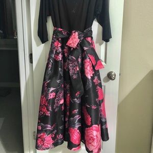 Custom Plus Size Midi Scoop Neck Formal Dress